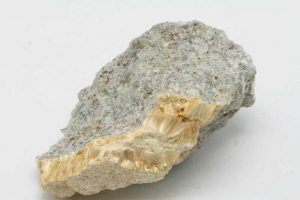 Karfolit