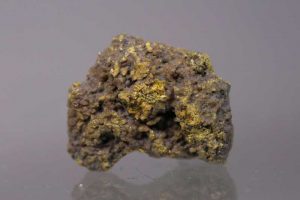 Auripigment