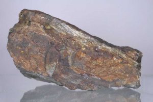 Pyroxmangit, Mn-cummingtonit