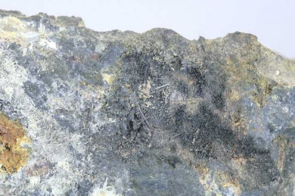 Valentinit, antimonit - Image 3