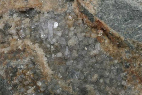 Topaz - Image 4