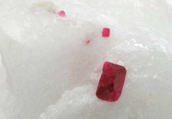 Spinel - Image 4