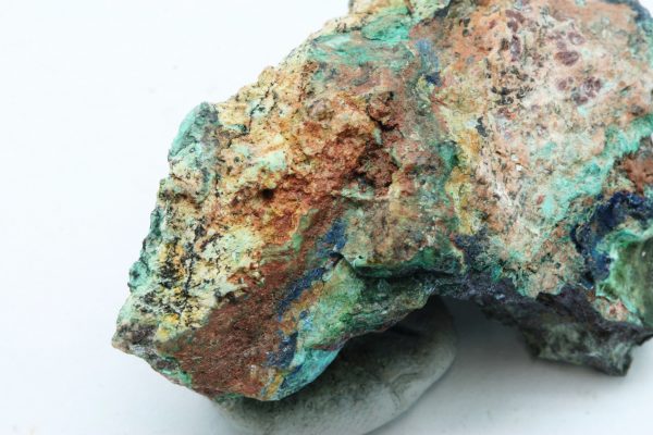 Domeykite, cuprite - Image 7
