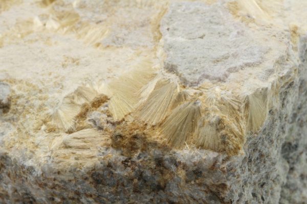 Karfolit - Image 9