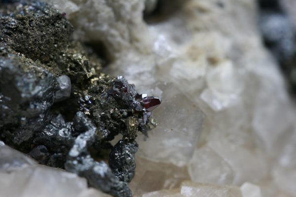 Proustite, argentite - Image 16