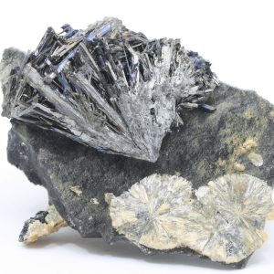 Valentinite, stibnite