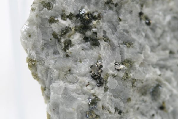 Hydroxycalciopyrochlor - Image 7