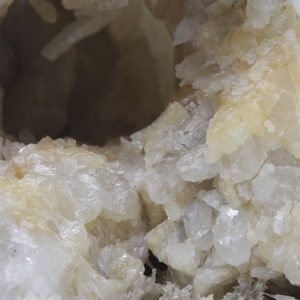 Scheelite, rock crystal