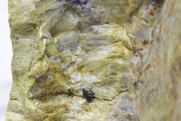 Hübnerit, karfolit, fluorit – Bild 6