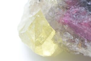 Londonit - rhodizit, liddicoatit