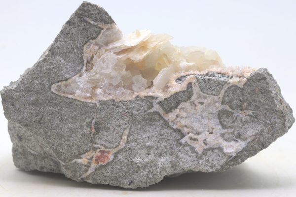 Calcite, Natrolite