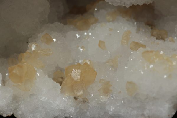 Crystal geode, calcite - Image 3