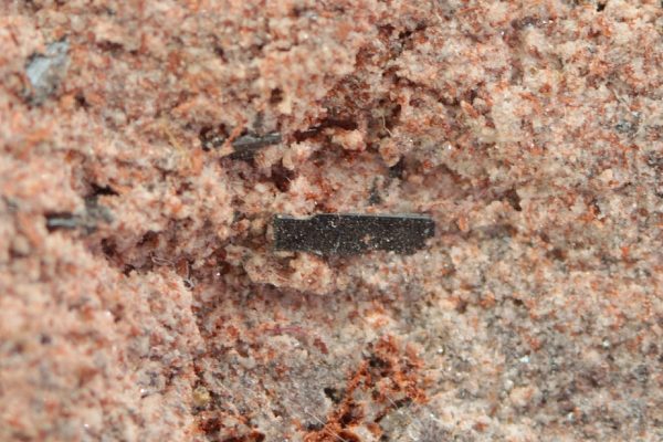 Pseudobrookit