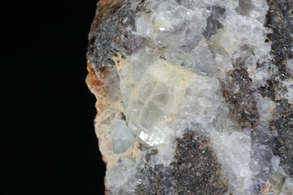 Topaz - Image 5