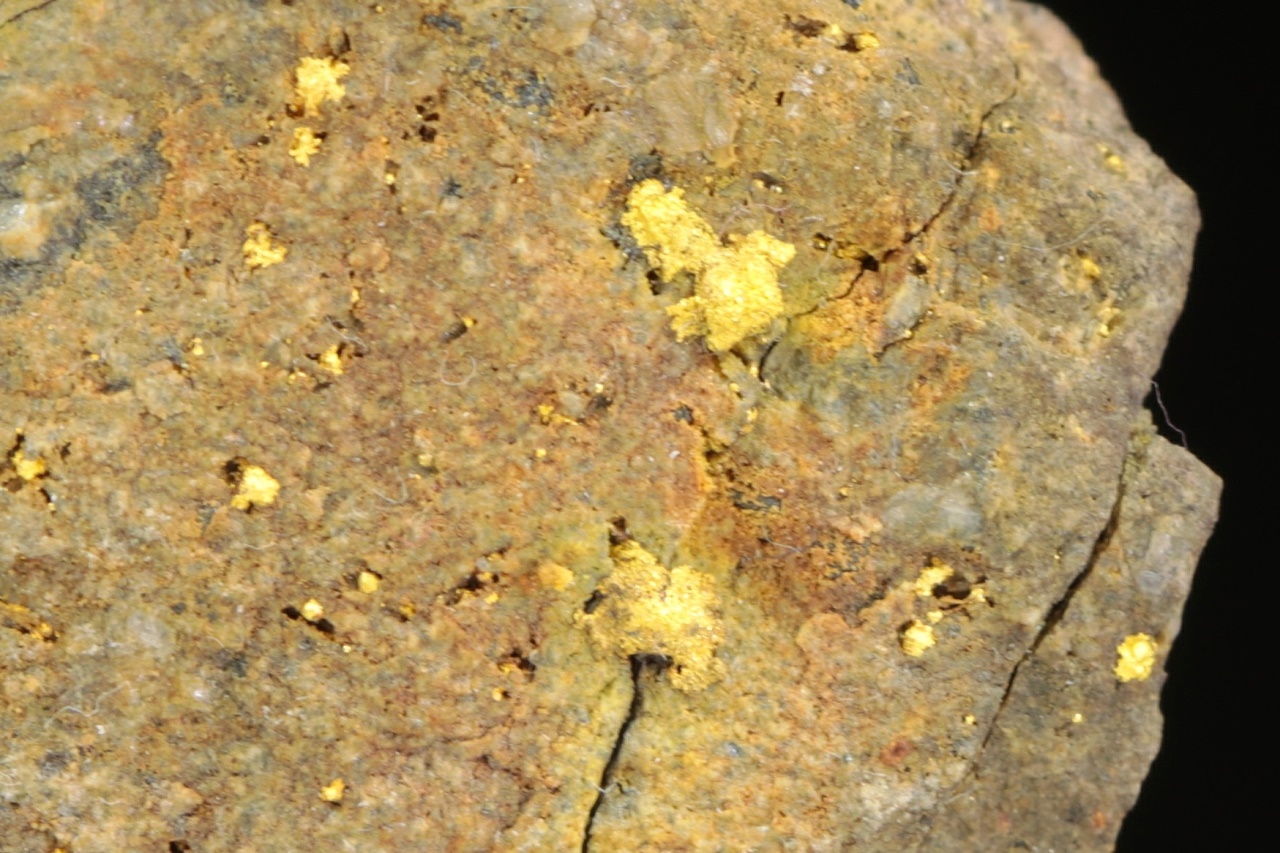 Calaverit (pražená ruda) - Obrázek 7