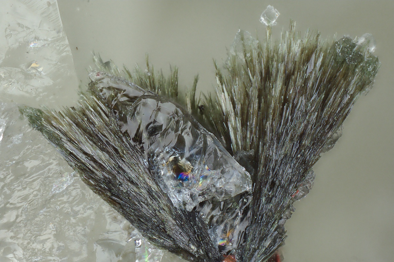 Julgoldit-Fe2+, datolit - Obrázek 3