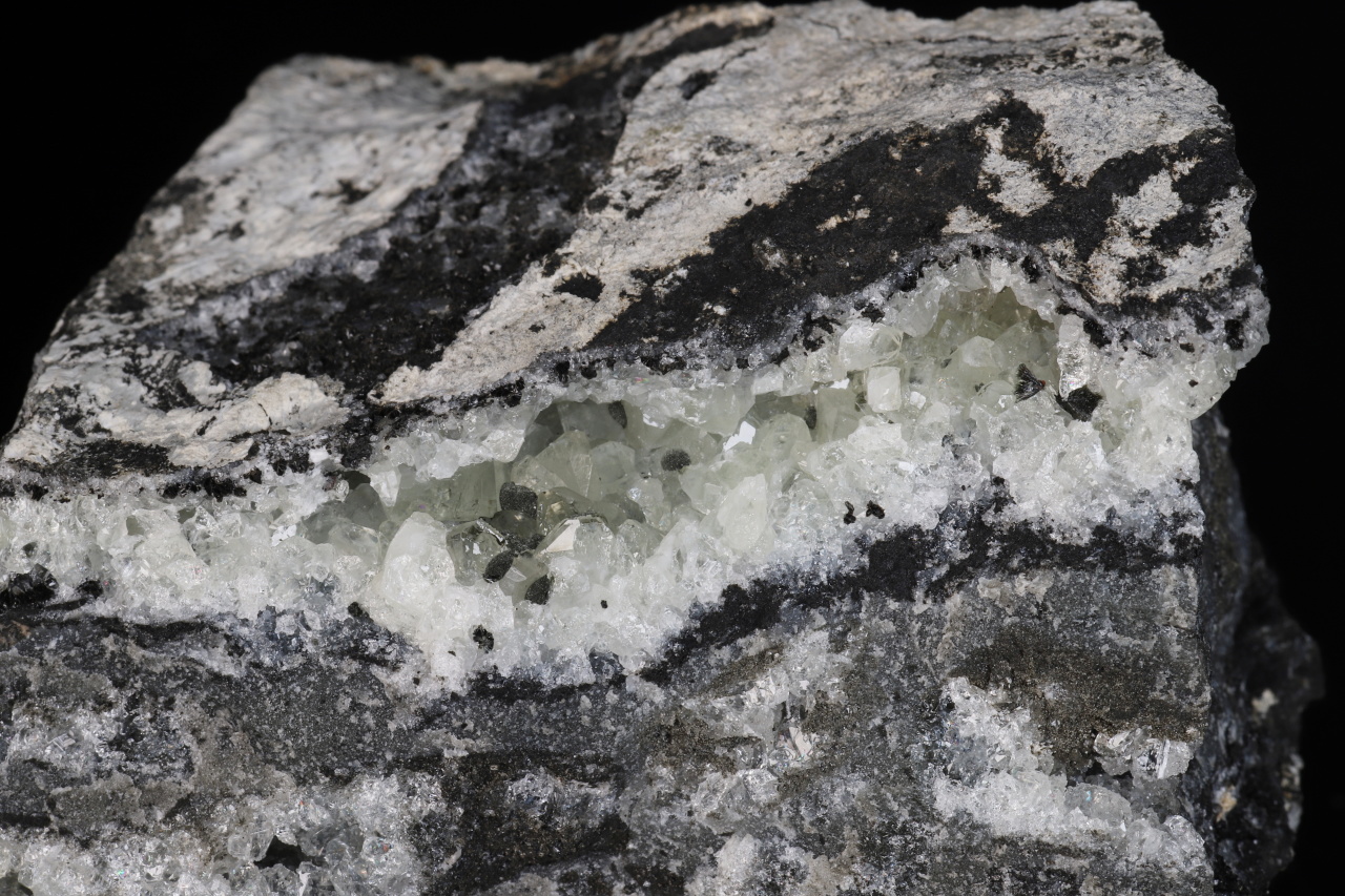 Julgoldit-Fe2+, datolit - Obrázek 10