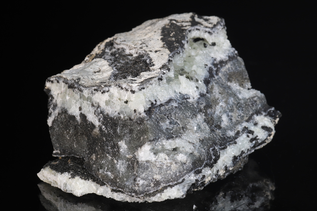 Julgoldit-Fe2+, datolit - Obrázek 13