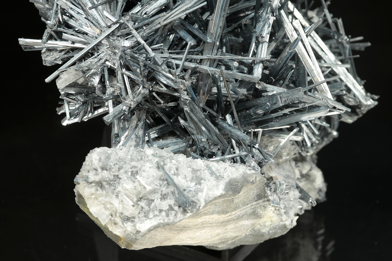 Antimonit - Obrázek 11